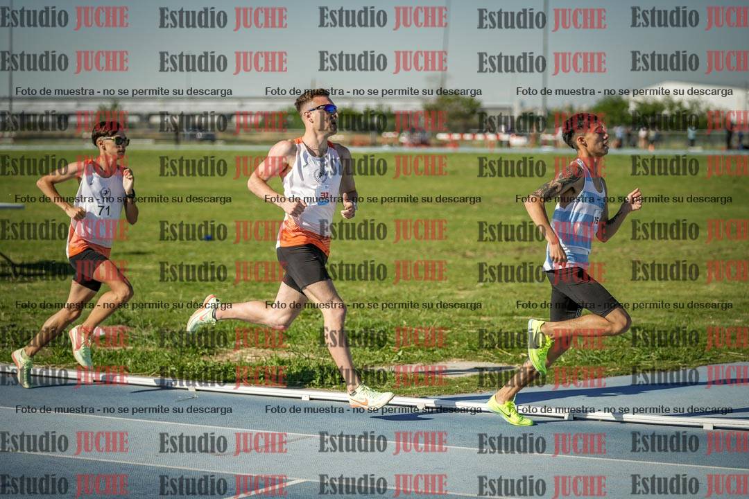 Fotos de los 1500 m llanos de varones