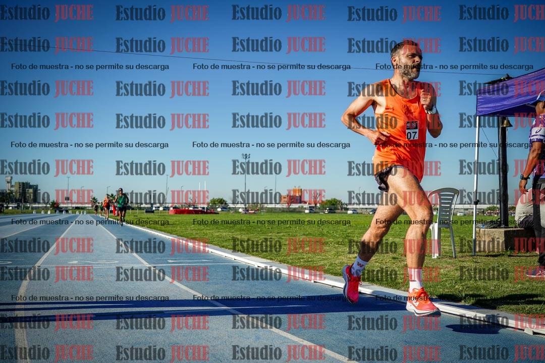 Fotos de los 3000 m llanos de varones