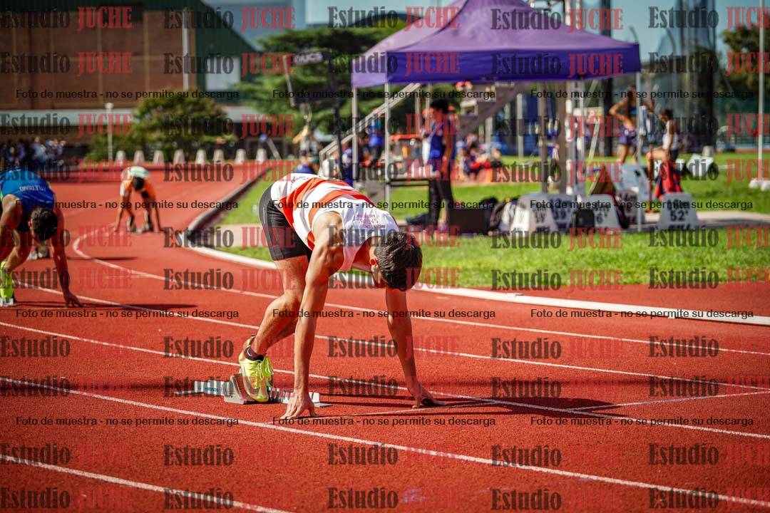 Fotos de los 400 m llanos de varones