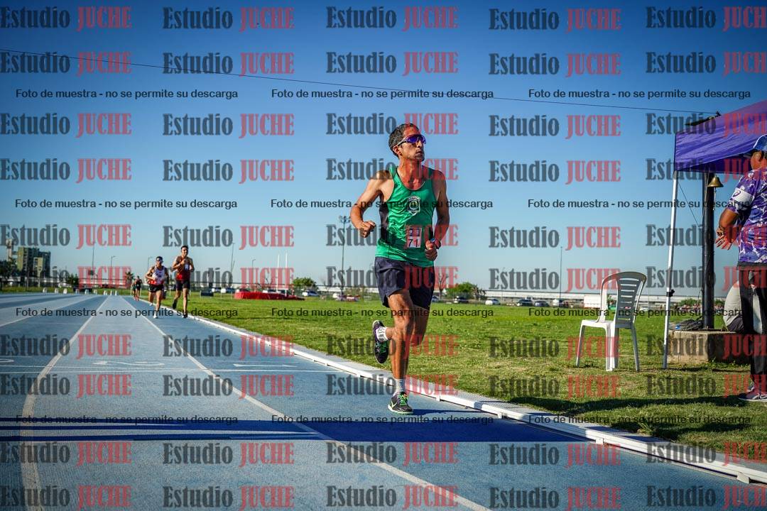 Fotos de los 3000 m llanos de varones