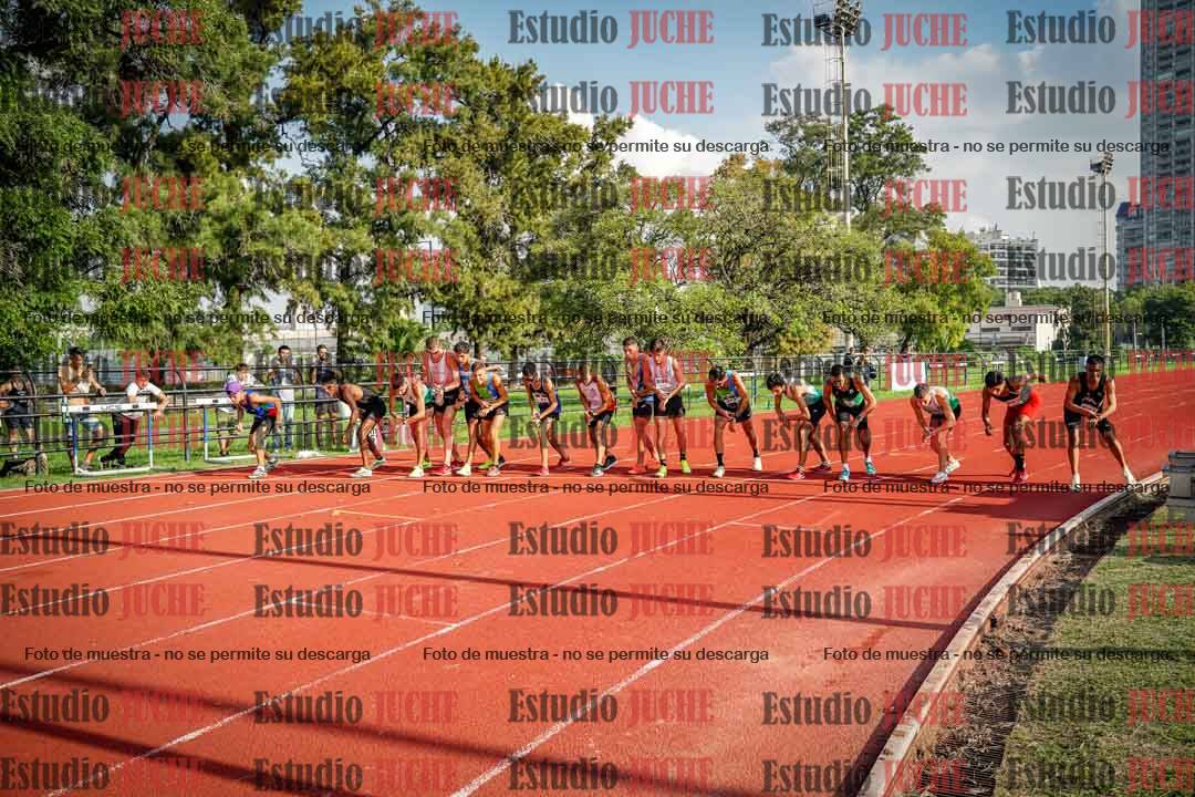 Fotos de los 3000 m llanos de varones