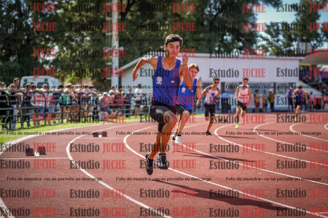 Fotos de los 400 m llanos de varones