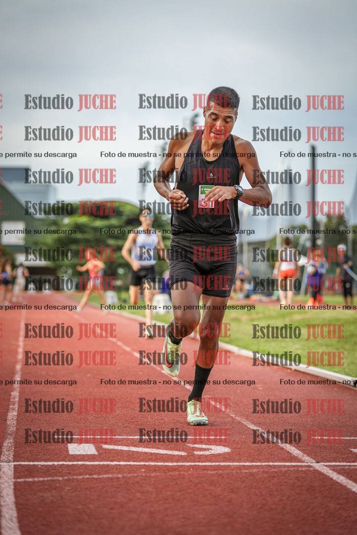 Fotos de los 3000 m llanos de varones