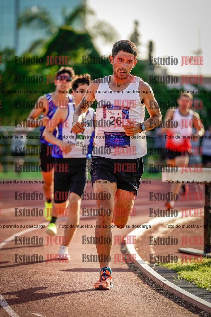 Fotos de los 1500 m llanos de varones