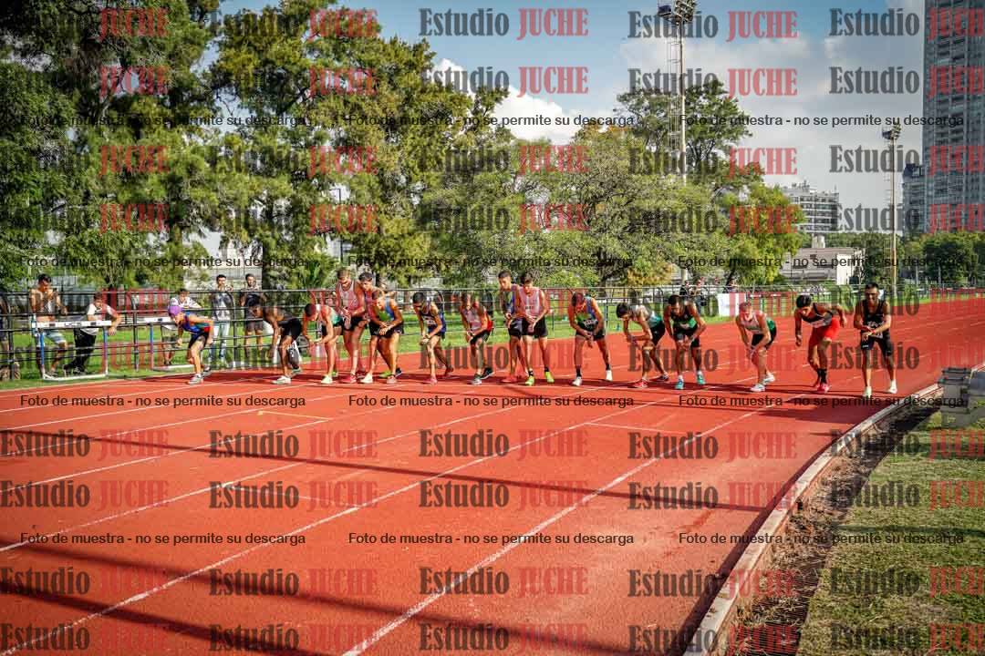 Fotos de los 3000 m llanos de varones