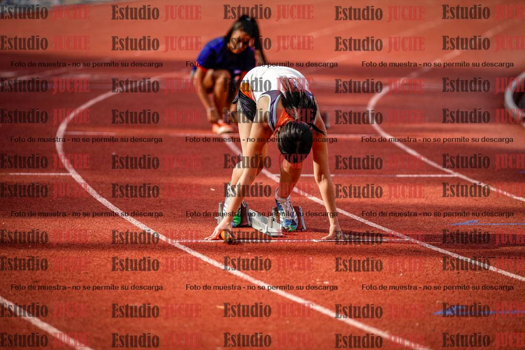 Fotos de las postas 5x80 m llanos de mujeres