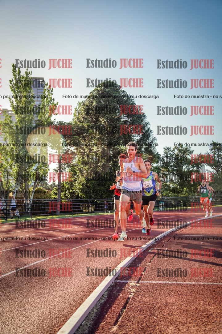 Fotos de los 3000 m llanos de varones