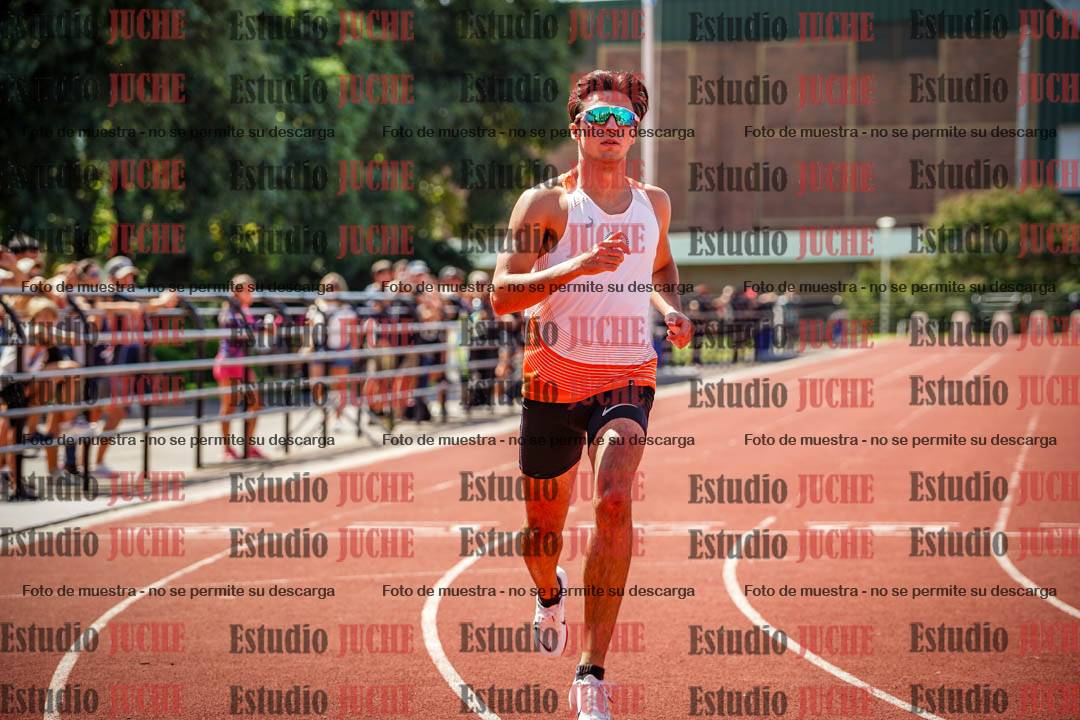 Fotos de los 200 m llanos de varones