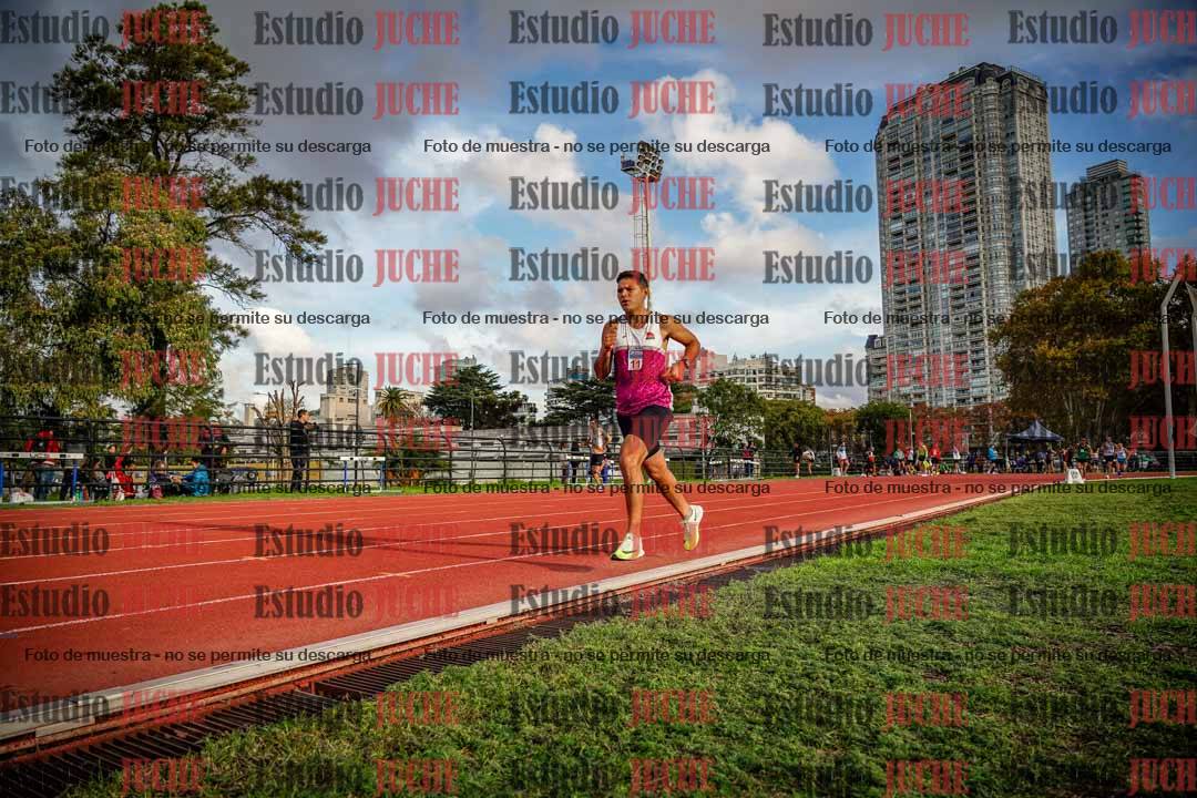 Fotos de los 3000 m llanos de varones