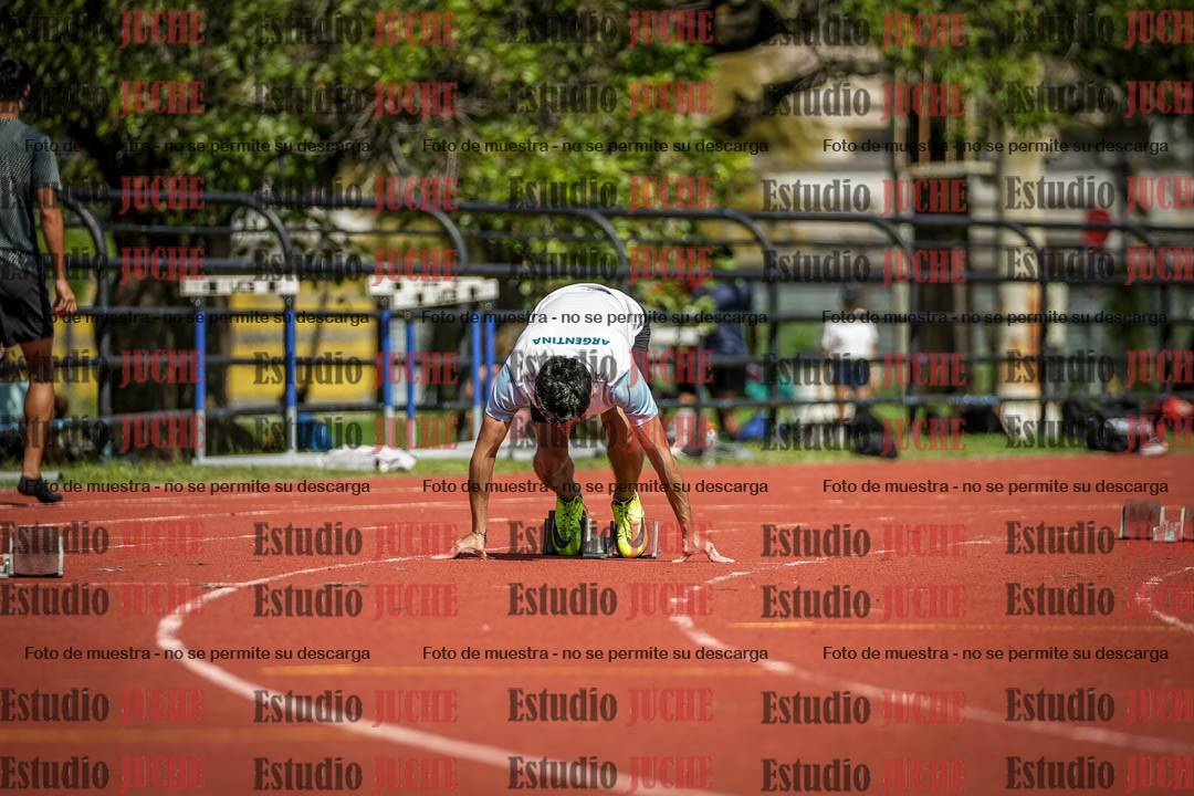 Fotos de los 200 m llanos de varones
