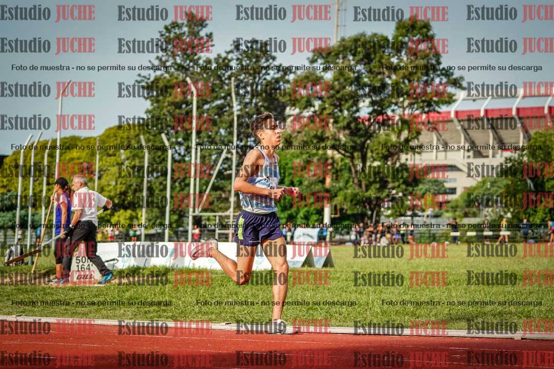 Fotos de los 3000 m llanos de varones