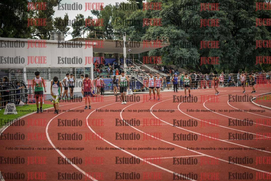 Fotos de los 800 m llanos de varones