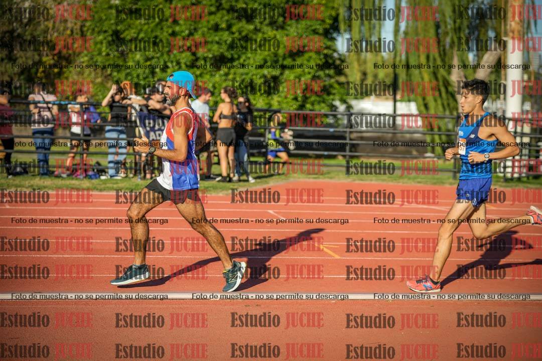 Fotos de los 3000 m llanos de varones