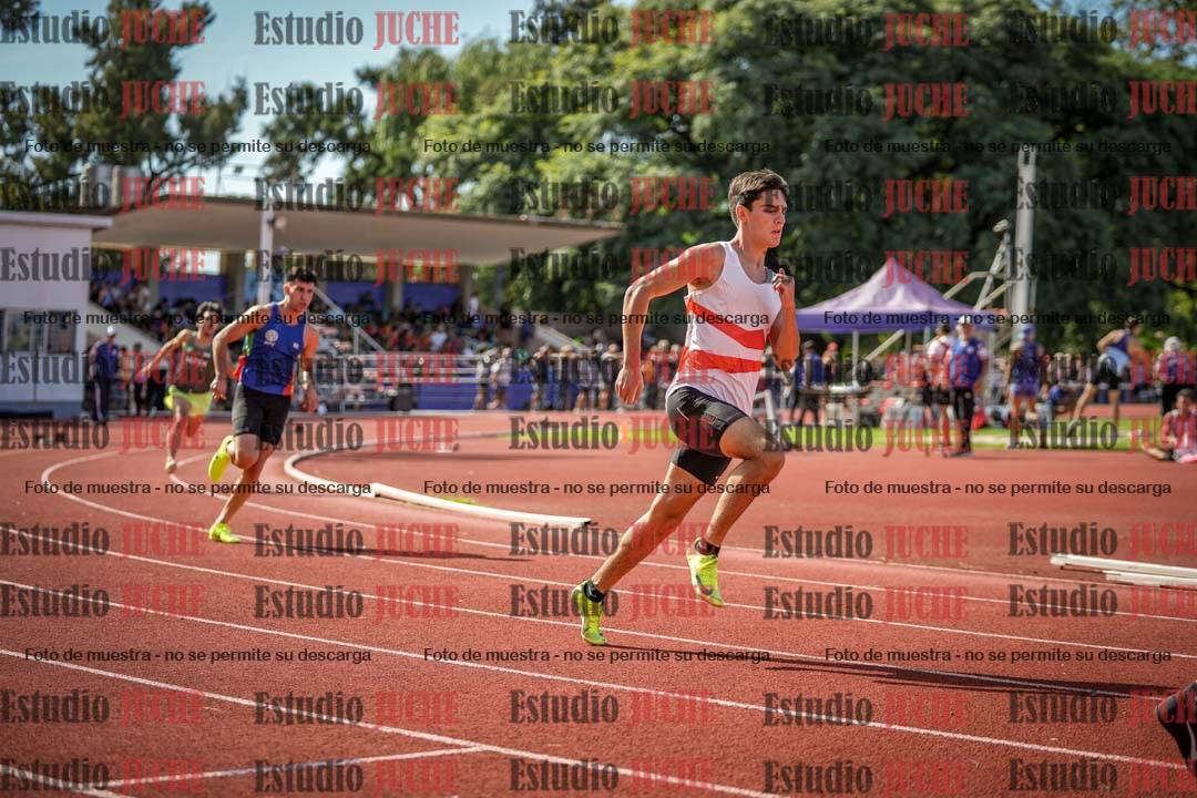 Fotos de los 400 m llanos de varones
