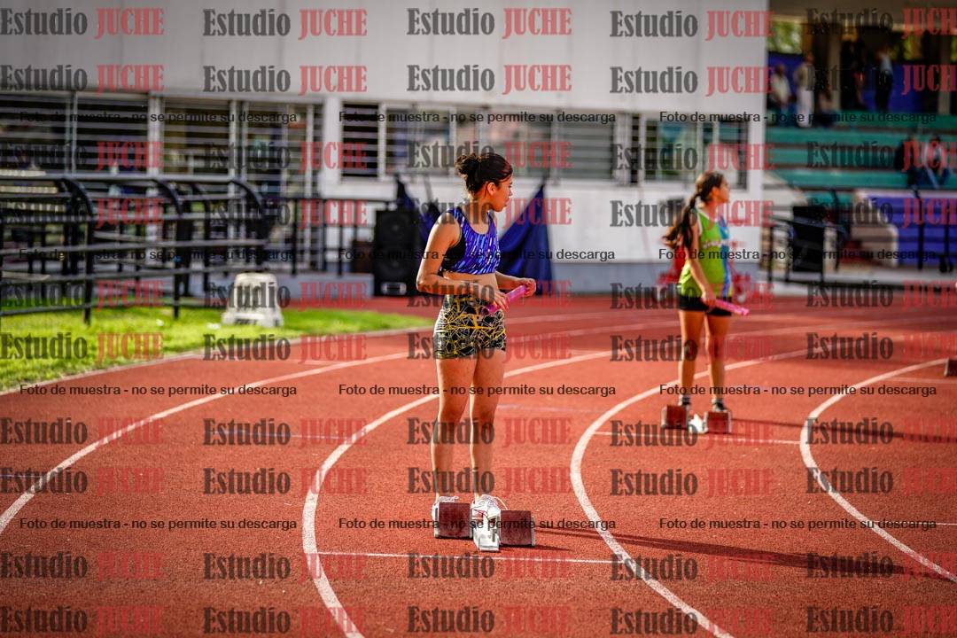 Fotos de las postas 5x80 m llanos de mujeres