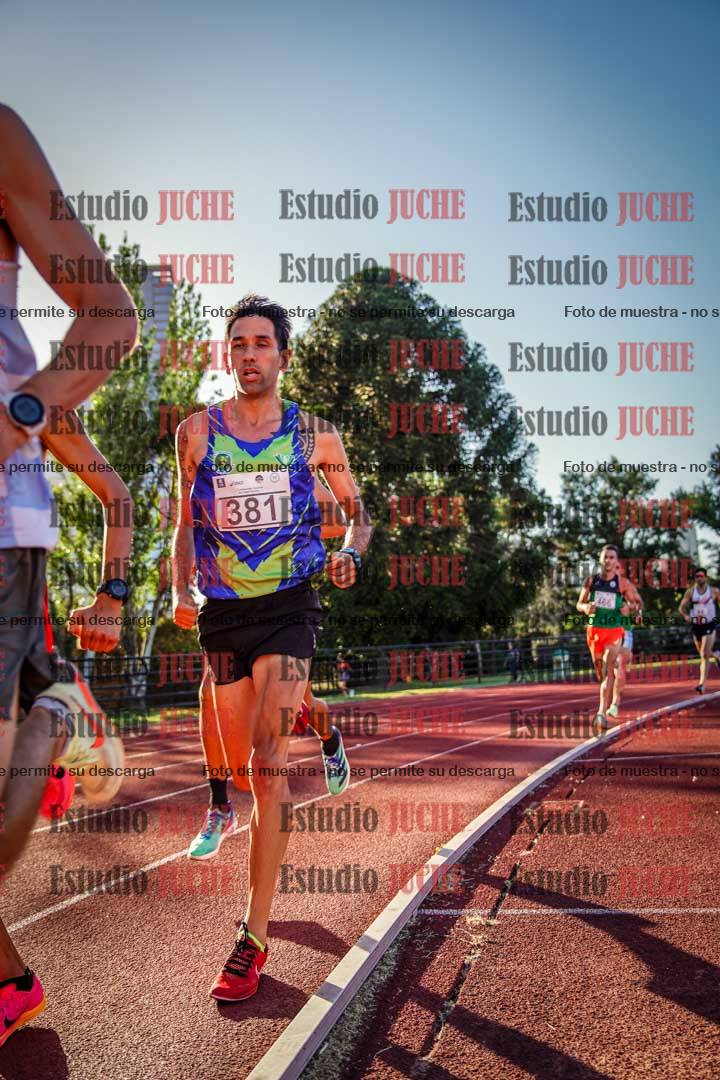 Fotos de los 3000 m llanos de varones