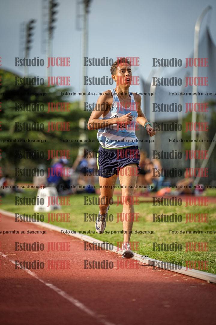 Fotos de los 3000 m llanos de varones