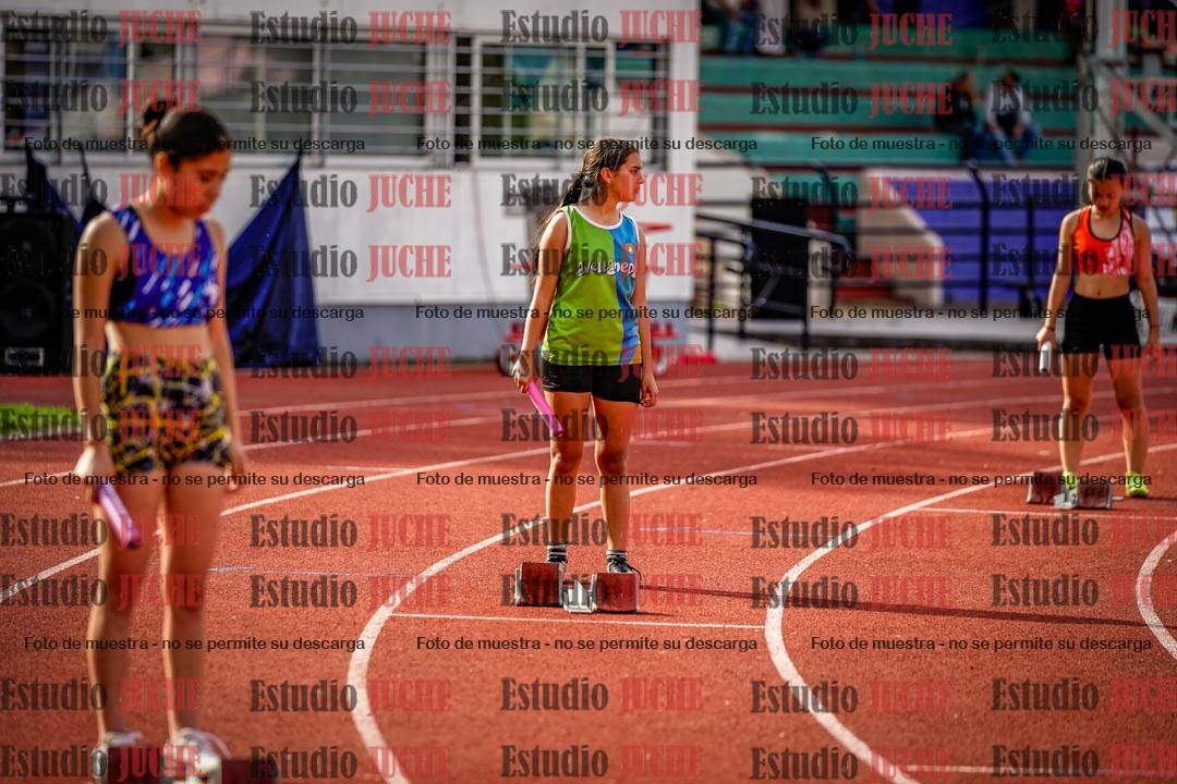 Fotos de las postas 5x80 m llanos de mujeres
