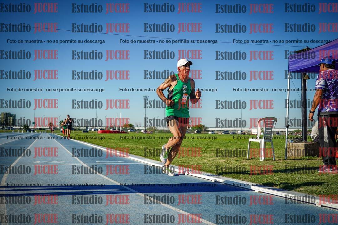 Fotos de los 3000 m llanos de varones
