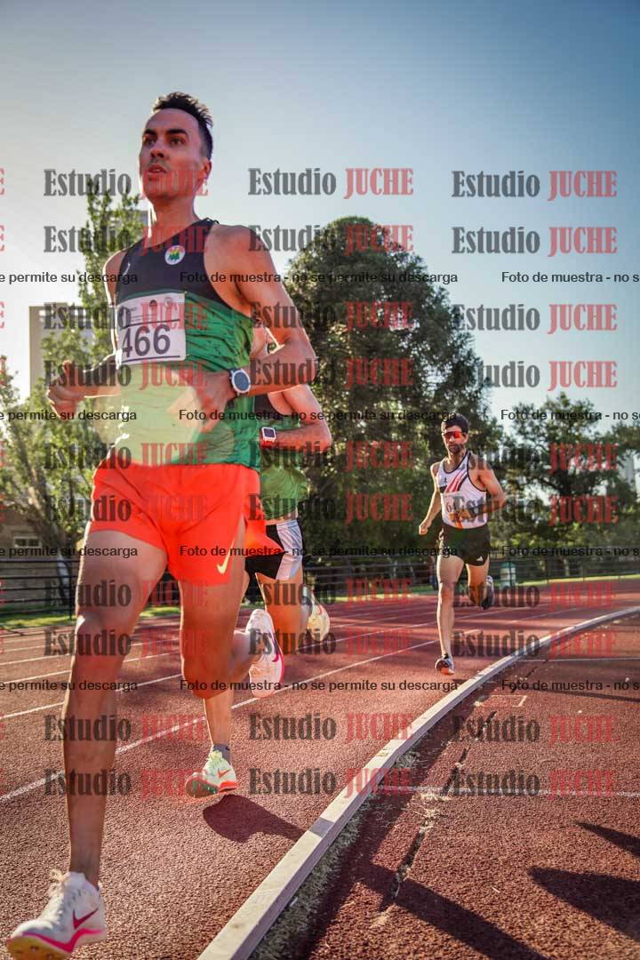 Fotos de los 3000 m llanos de varones