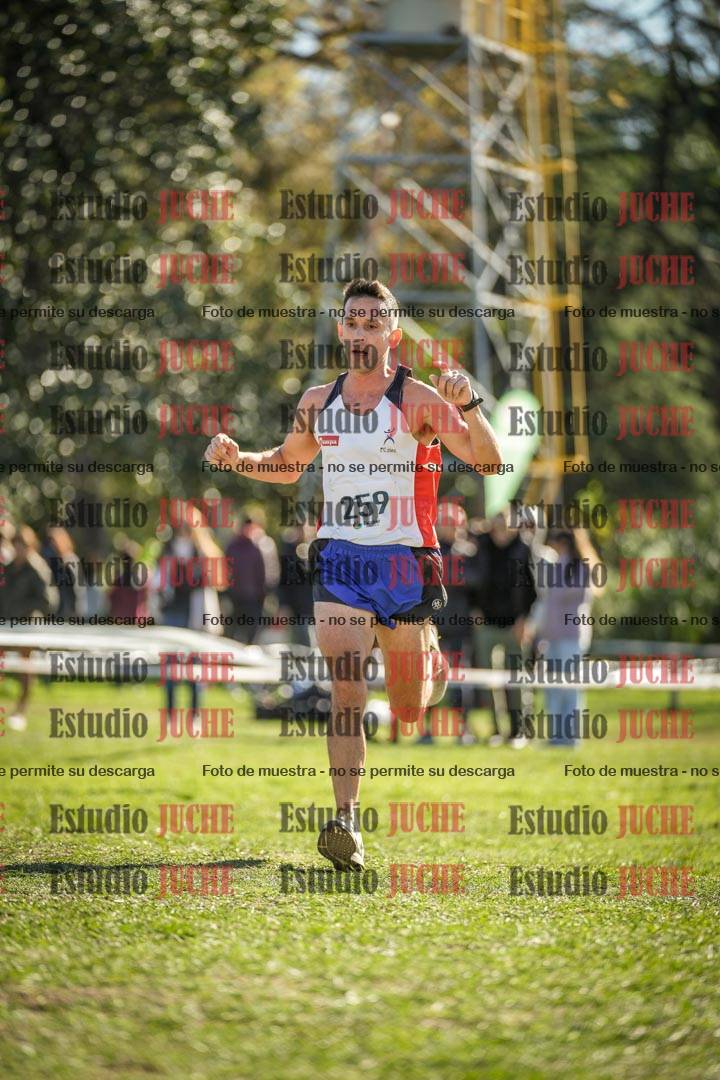 Fotos de la llegada del cross de 8000 m