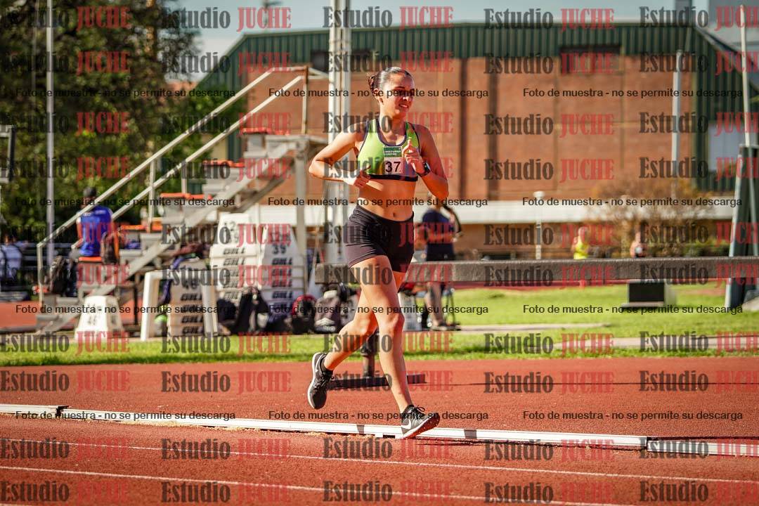 Fotos de los 5000 m llanos de mujeres y varones