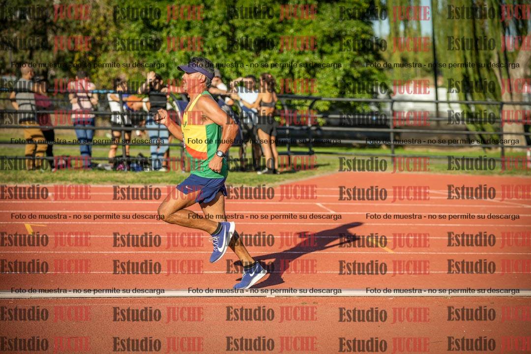 Fotos de los 3000 m llanos de varones