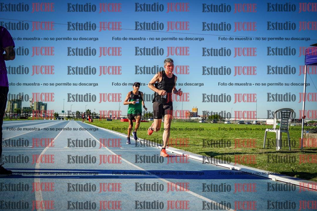 Fotos de los 3000 m llanos de varones