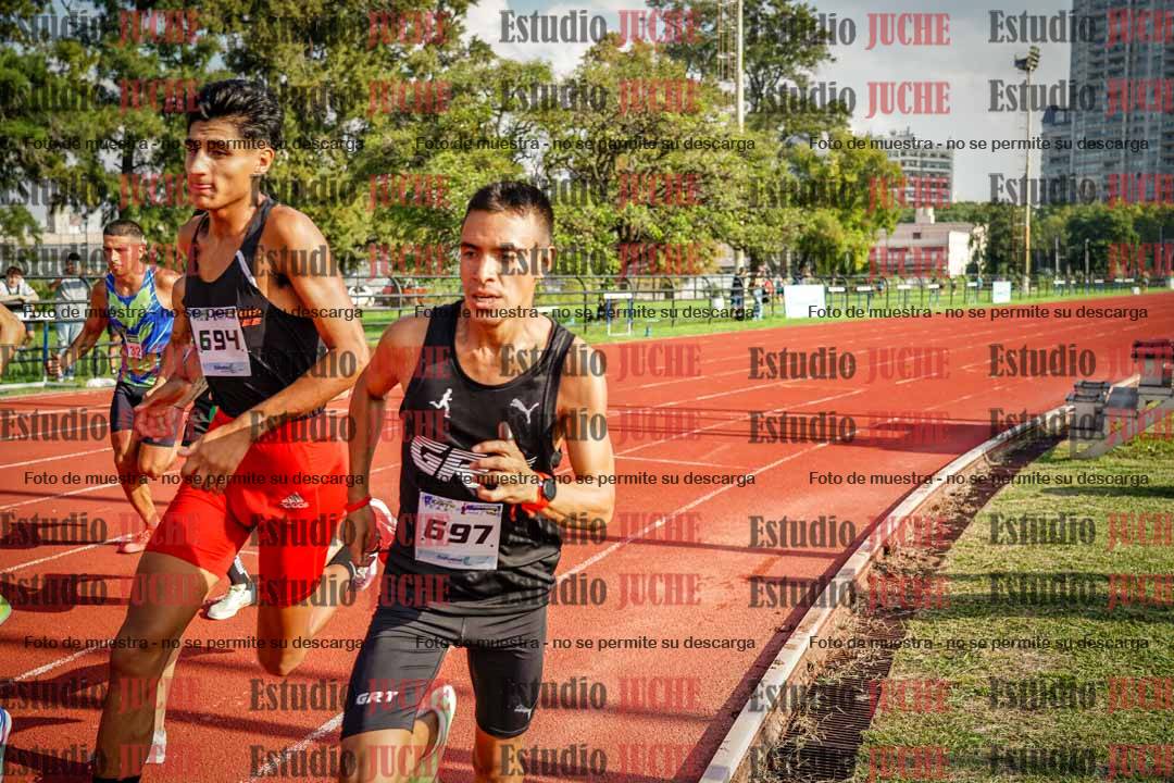 Fotos de los 3000 m llanos de varones