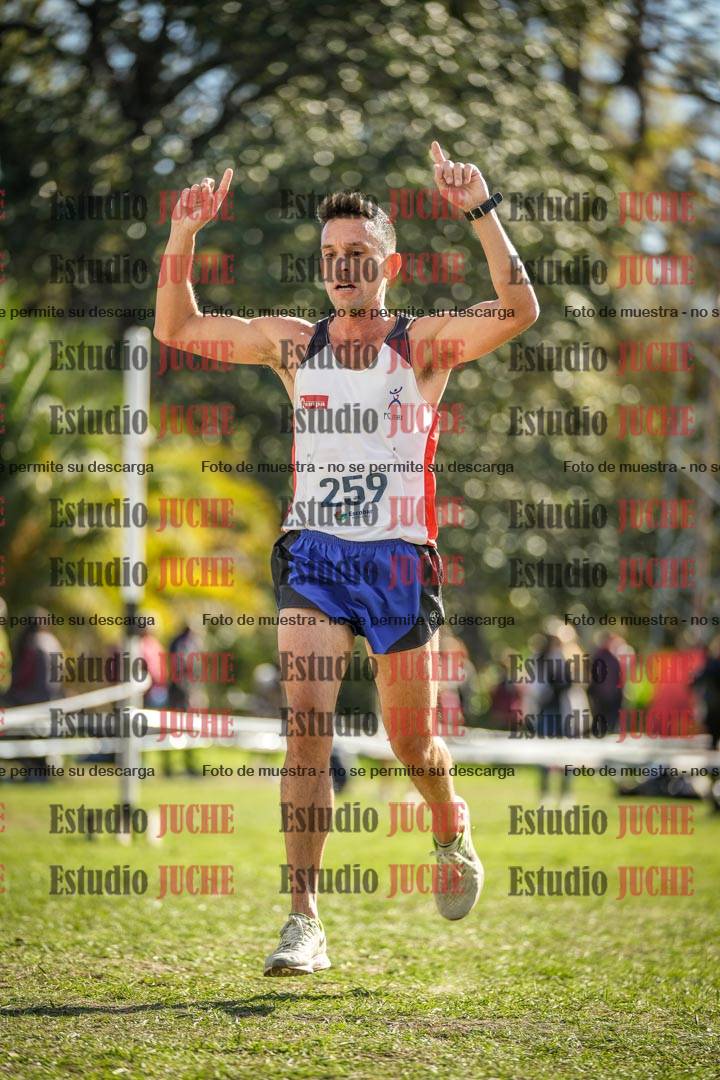 Fotos de la llegada del cross de 8000 m