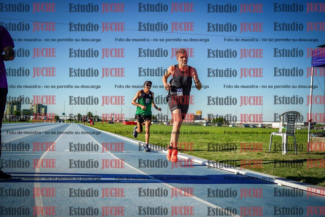 Fotos de los 3000 m llanos de varones