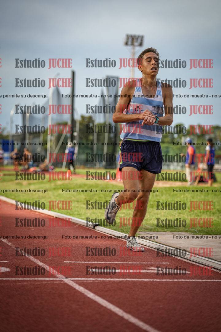 Fotos de los 3000 m llanos de varones