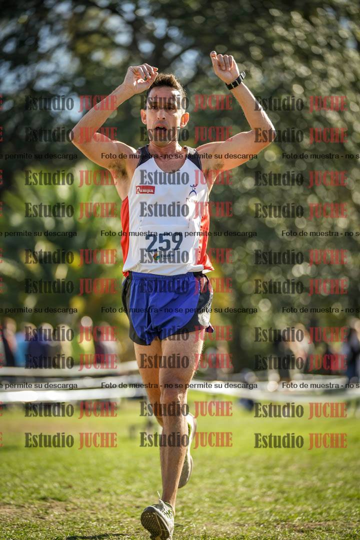 Fotos de la llegada del cross de 8000 m