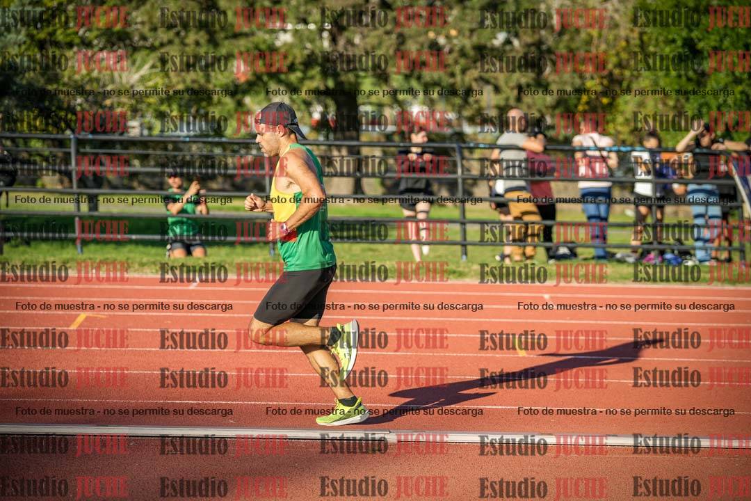 Fotos de los 3000 m llanos de varones