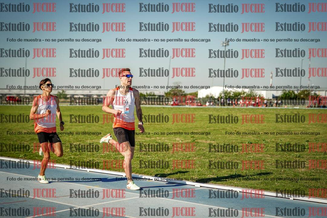 Fotos de los 1500 m llanos de varones