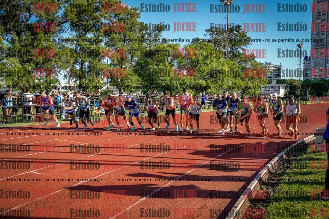 Fotos de los 3000 m llanos de varones