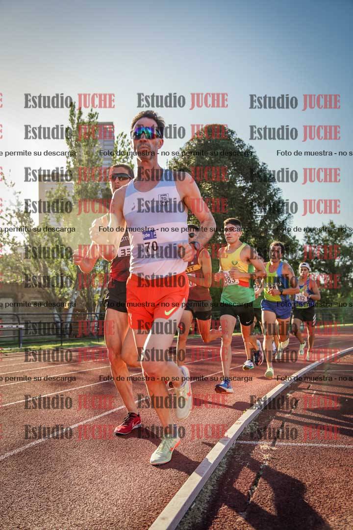 Fotos de los 3000 m llanos de varones