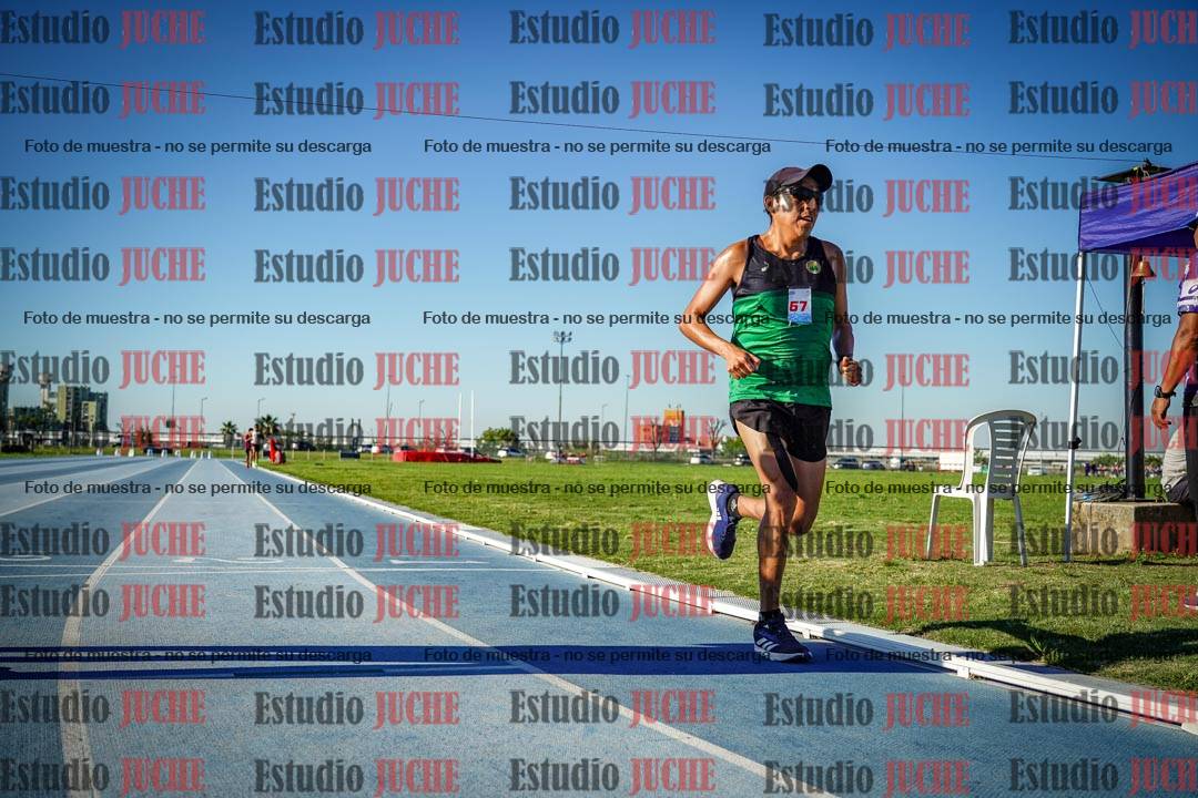 Fotos de los 3000 m llanos de varones