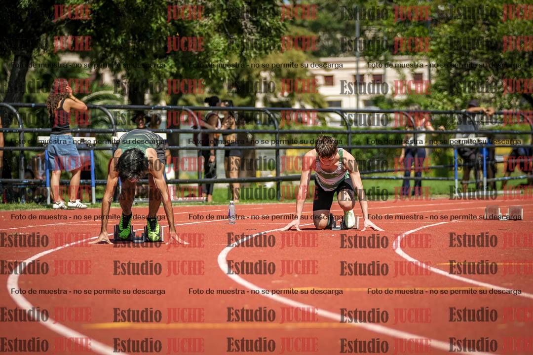 Fotos de los 200 m llanos de varones