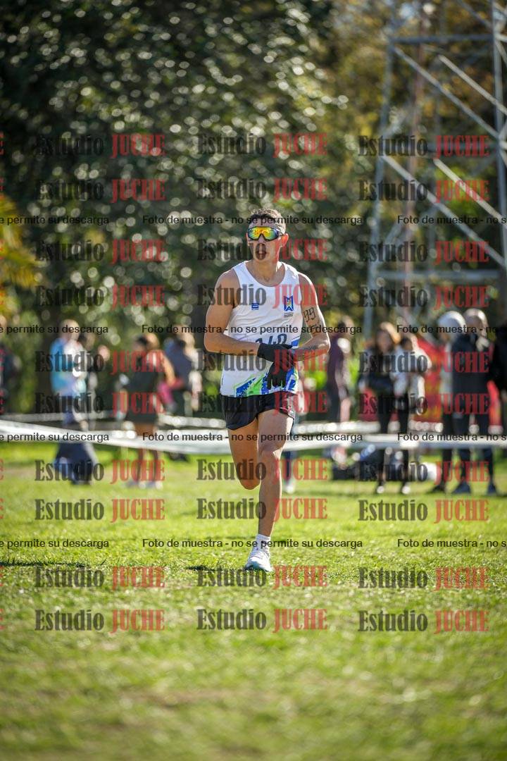 Fotos de la llegada del cross de 8000 m