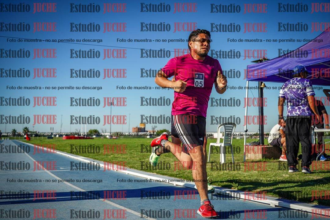 Fotos de los 3000 m llanos de varones