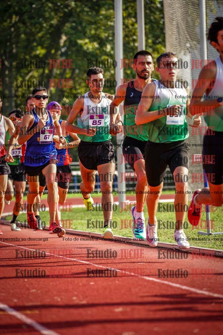 Fotos de los 3000 m llanos de varones