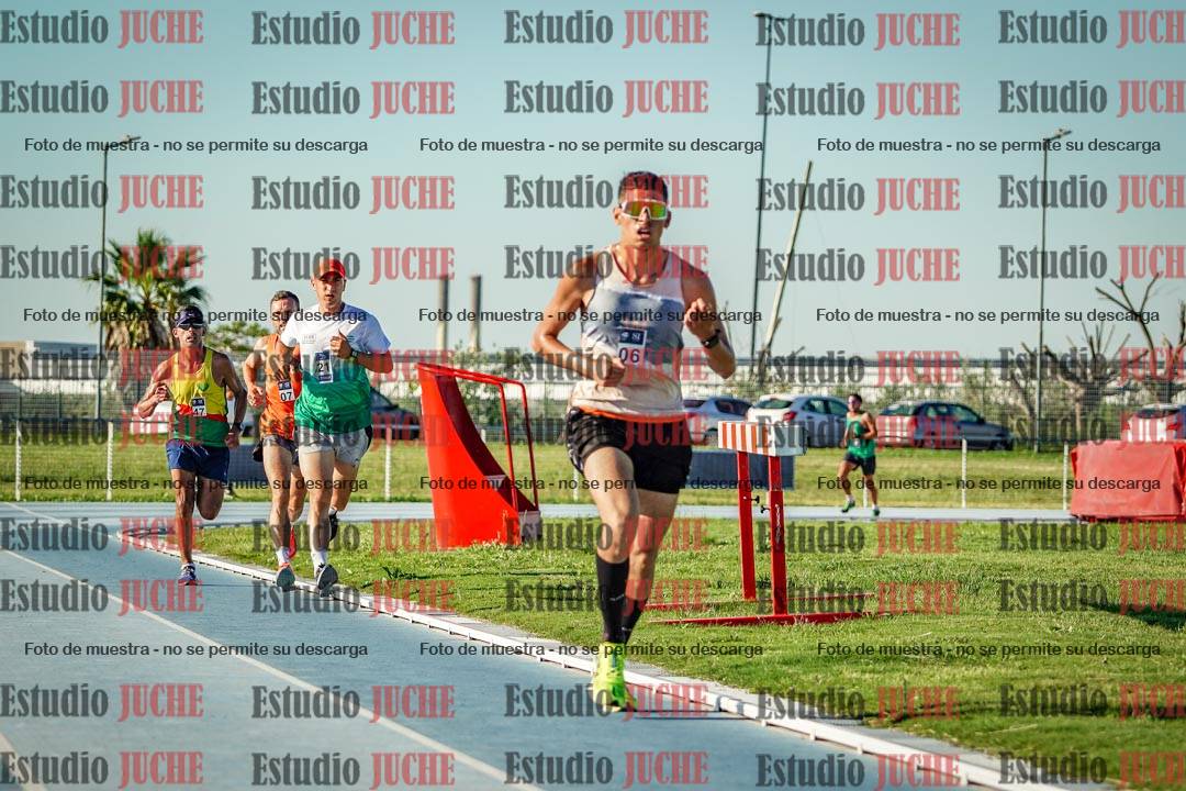 Fotos de los 3000 m llanos de varones