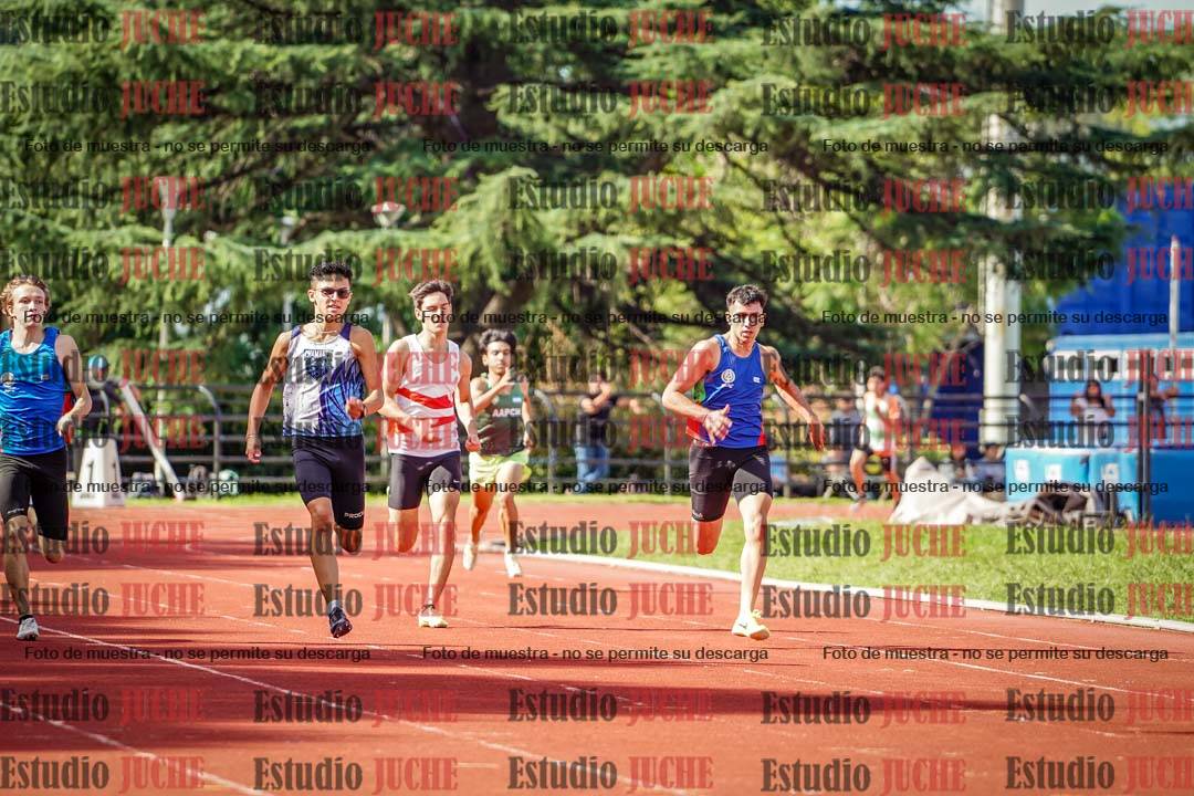 Fotos de los 400 m llanos de varones
