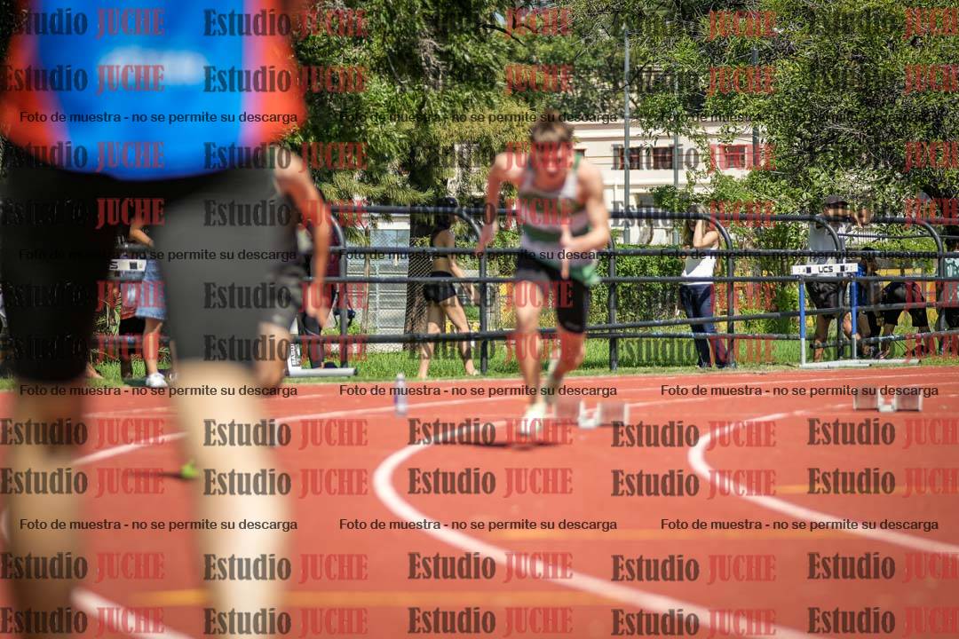 Fotos de los 200 m llanos de varones
