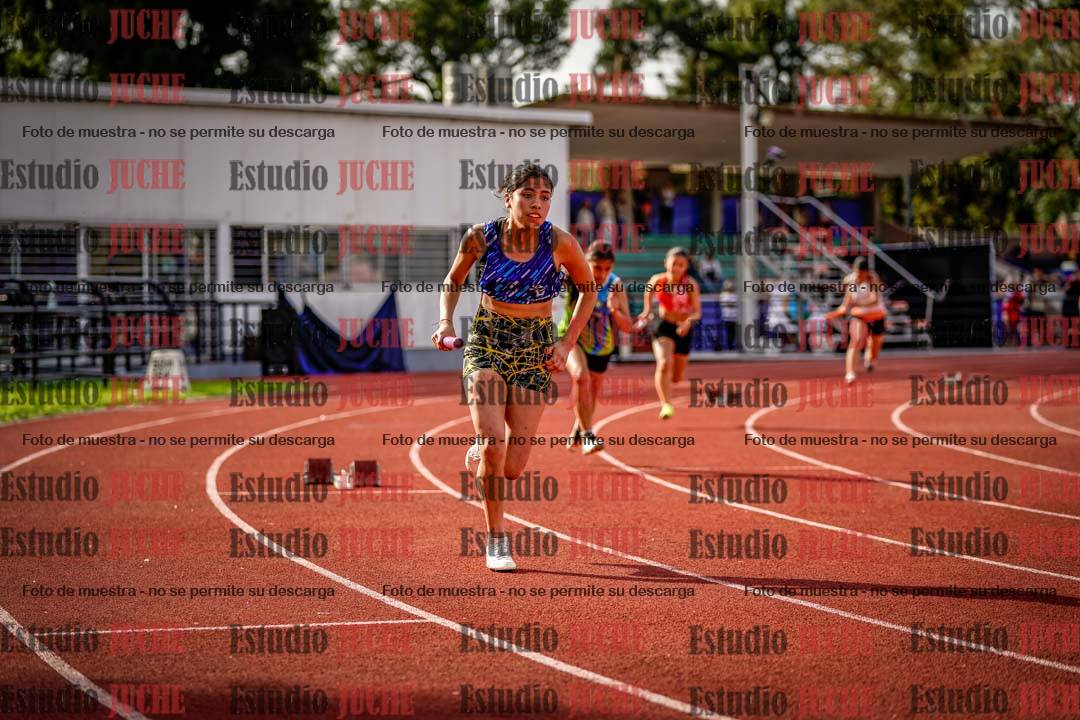 Fotos de las postas 5x80 m llanos de mujeres