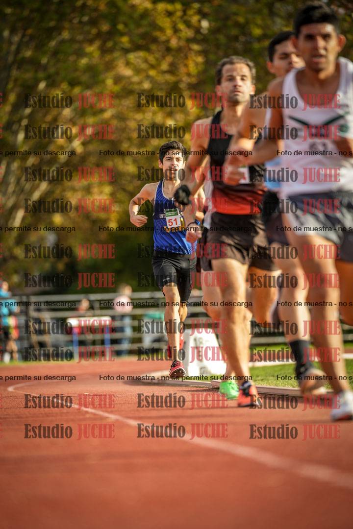 Fotos de los 3000 m llanos de varones