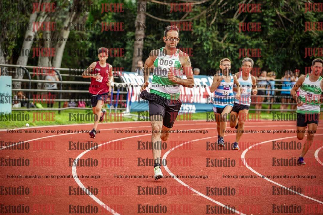 Fotos de los 800 m llanos de varones