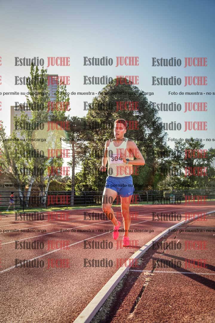 Fotos de los 3000 m llanos de varones