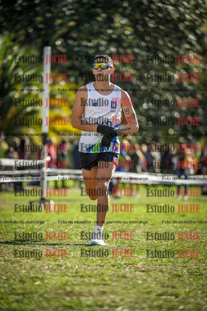 Fotos de la llegada del cross de 8000 m